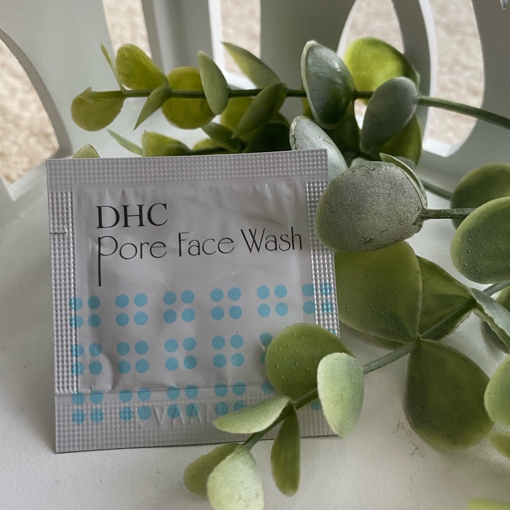 DHC pore face wash SAMPLE